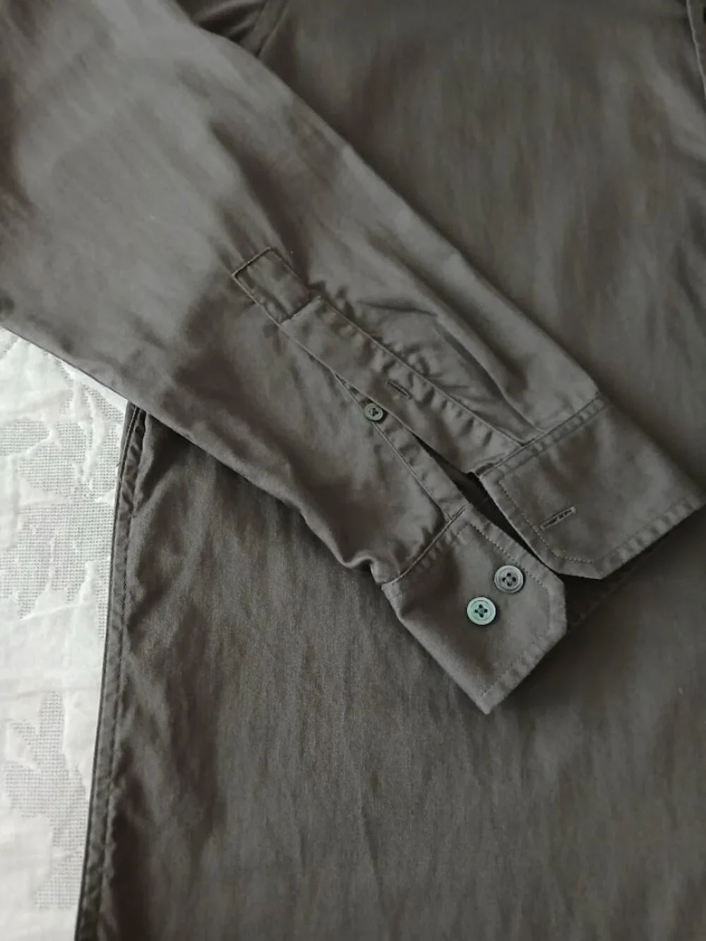 Banana Republic 100% Cotton Men's Shirt - size L